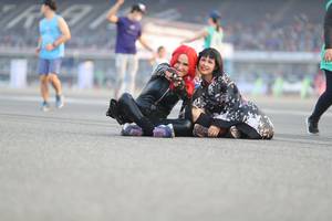 BIB: 
                            <button type="button" onclick="openModal(10575575)" class="btn btn-primary btn-sm float-right btn-popup" data-toggle="modal" data-target=".modal-high-quality">
                        <i class="fas fa-shopping-cart"></i> Add to Cart
                    </button>
                                            <button type="button" onclick="isThisMe(10575575, true)" class="btn btn-success btn-sm float-right btn-popup btn-isme hidden" data-toggle="tooltip" data-placement="bottom" title="นี่คือรูปของคุณใช่ไหม คลิกที่นี่เพื่อเอาเข้าอัลบั้ม">
                        <i class="fas fa-plus"></i> Add to album
                    </button>
                    <button type="button" onclick="isThisMe(10575575, false)" class="btn btn-warning btn-sm float-right btn-popup btn-isnotme hidden">
                        <i class="fas fa-ban"></i> Remove from album
                    </button>