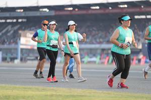 BIB: 52329
                            <button type="button" onclick="openModal(10574595)" class="btn btn-primary btn-sm float-right btn-popup" data-toggle="modal" data-target=".modal-high-quality">
                        <i class="fas fa-shopping-cart"></i> Add to Cart
                    </button>
                                            <button type="button" onclick="isThisMe(10574595, true)" class="btn btn-success btn-sm float-right btn-popup btn-isme hidden" data-toggle="tooltip" data-placement="bottom" title="นี่คือรูปของคุณใช่ไหม คลิกที่นี่เพื่อเอาเข้าอัลบั้ม">
                        <i class="fas fa-plus"></i> Add to album
                    </button>
                    <button type="button" onclick="isThisMe(10574595, false)" class="btn btn-warning btn-sm float-right btn-popup btn-isnotme hidden">
                        <i class="fas fa-ban"></i> Remove from album
                    </button>