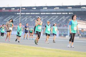 BIB: 8330, 531
                            <button type="button" onclick="openModal(10574720)" class="btn btn-primary btn-sm float-right btn-popup" data-toggle="modal" data-target=".modal-high-quality">
                        <i class="fas fa-shopping-cart"></i> Add to Cart
                    </button>
                                            <button type="button" onclick="isThisMe(10574720, true)" class="btn btn-success btn-sm float-right btn-popup btn-isme hidden" data-toggle="tooltip" data-placement="bottom" title="นี่คือรูปของคุณใช่ไหม คลิกที่นี่เพื่อเอาเข้าอัลบั้ม">
                        <i class="fas fa-plus"></i> Add to album
                    </button>
                    <button type="button" onclick="isThisMe(10574720, false)" class="btn btn-warning btn-sm float-right btn-popup btn-isnotme hidden">
                        <i class="fas fa-ban"></i> Remove from album
                    </button>