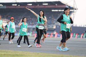 BIB: 1156, 50685, 500, 50567
                            <button type="button" onclick="openModal(10574911)" class="btn btn-primary btn-sm float-right btn-popup" data-toggle="modal" data-target=".modal-high-quality">
                        <i class="fas fa-shopping-cart"></i> Add to Cart
                    </button>
                                            <button type="button" onclick="isThisMe(10574911, true)" class="btn btn-success btn-sm float-right btn-popup btn-isme hidden" data-toggle="tooltip" data-placement="bottom" title="นี่คือรูปของคุณใช่ไหม คลิกที่นี่เพื่อเอาเข้าอัลบั้ม">
                        <i class="fas fa-plus"></i> Add to album
                    </button>
                    <button type="button" onclick="isThisMe(10574911, false)" class="btn btn-warning btn-sm float-right btn-popup btn-isnotme hidden">
                        <i class="fas fa-ban"></i> Remove from album
                    </button>