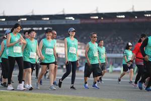 BIB: 52731, 52820, 53172, 5295
                            <button type="button" onclick="openModal(10575107)" class="btn btn-primary btn-sm float-right btn-popup" data-toggle="modal" data-target=".modal-high-quality">
                        <i class="fas fa-shopping-cart"></i> Add to Cart
                    </button>
                                            <button type="button" onclick="isThisMe(10575107, true)" class="btn btn-success btn-sm float-right btn-popup btn-isme hidden" data-toggle="tooltip" data-placement="bottom" title="นี่คือรูปของคุณใช่ไหม คลิกที่นี่เพื่อเอาเข้าอัลบั้ม">
                        <i class="fas fa-plus"></i> Add to album
                    </button>
                    <button type="button" onclick="isThisMe(10575107, false)" class="btn btn-warning btn-sm float-right btn-popup btn-isnotme hidden">
                        <i class="fas fa-ban"></i> Remove from album
                    </button>