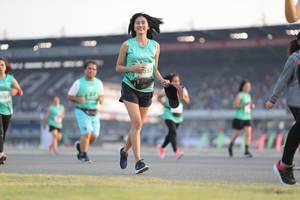 BIB: 
                            <button type="button" onclick="openModal(10574158)" class="btn btn-primary btn-sm float-right btn-popup" data-toggle="modal" data-target=".modal-high-quality">
                        <i class="fas fa-shopping-cart"></i> Add to Cart
                    </button>
                                            <button type="button" onclick="isThisMe(10574158, true)" class="btn btn-success btn-sm float-right btn-popup btn-isme hidden" data-toggle="tooltip" data-placement="bottom" title="นี่คือรูปของคุณใช่ไหม คลิกที่นี่เพื่อเอาเข้าอัลบั้ม">
                        <i class="fas fa-plus"></i> Add to album
                    </button>
                    <button type="button" onclick="isThisMe(10574158, false)" class="btn btn-warning btn-sm float-right btn-popup btn-isnotme hidden">
                        <i class="fas fa-ban"></i> Remove from album
                    </button>