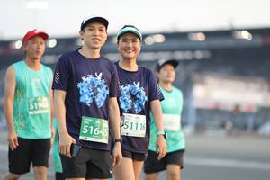 BIB: 5198, 51116, 51645
                            <button type="button" onclick="openModal(10575462)" class="btn btn-primary btn-sm float-right btn-popup" data-toggle="modal" data-target=".modal-high-quality">
                        <i class="fas fa-shopping-cart"></i> Add to Cart
                    </button>
                                            <button type="button" onclick="isThisMe(10575462, true)" class="btn btn-success btn-sm float-right btn-popup btn-isme hidden" data-toggle="tooltip" data-placement="bottom" title="นี่คือรูปของคุณใช่ไหม คลิกที่นี่เพื่อเอาเข้าอัลบั้ม">
                        <i class="fas fa-plus"></i> Add to album
                    </button>
                    <button type="button" onclick="isThisMe(10575462, false)" class="btn btn-warning btn-sm float-right btn-popup btn-isnotme hidden">
                        <i class="fas fa-ban"></i> Remove from album
                    </button>