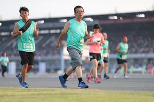 BIB: 5188
                            <button type="button" onclick="openModal(10573907)" class="btn btn-primary btn-sm float-right btn-popup" data-toggle="modal" data-target=".modal-high-quality">
                        <i class="fas fa-shopping-cart"></i> Add to Cart
                    </button>
                                            <button type="button" onclick="isThisMe(10573907, true)" class="btn btn-success btn-sm float-right btn-popup btn-isme hidden" data-toggle="tooltip" data-placement="bottom" title="นี่คือรูปของคุณใช่ไหม คลิกที่นี่เพื่อเอาเข้าอัลบั้ม">
                        <i class="fas fa-plus"></i> Add to album
                    </button>
                    <button type="button" onclick="isThisMe(10573907, false)" class="btn btn-warning btn-sm float-right btn-popup btn-isnotme hidden">
                        <i class="fas fa-ban"></i> Remove from album
                    </button>