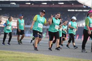 BIB: 5327, 53280, 5312
                            <button type="button" onclick="openModal(10574443)" class="btn btn-primary btn-sm float-right btn-popup" data-toggle="modal" data-target=".modal-high-quality">
                        <i class="fas fa-shopping-cart"></i> Add to Cart
                    </button>
                                            <button type="button" onclick="isThisMe(10574443, true)" class="btn btn-success btn-sm float-right btn-popup btn-isme hidden" data-toggle="tooltip" data-placement="bottom" title="นี่คือรูปของคุณใช่ไหม คลิกที่นี่เพื่อเอาเข้าอัลบั้ม">
                        <i class="fas fa-plus"></i> Add to album
                    </button>
                    <button type="button" onclick="isThisMe(10574443, false)" class="btn btn-warning btn-sm float-right btn-popup btn-isnotme hidden">
                        <i class="fas fa-ban"></i> Remove from album
                    </button>