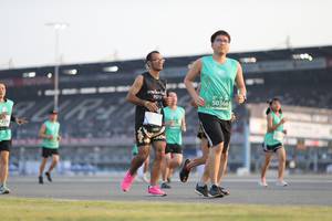 BIB: 2020, 50366
                            <button type="button" onclick="openModal(10573535)" class="btn btn-primary btn-sm float-right btn-popup" data-toggle="modal" data-target=".modal-high-quality">
                        <i class="fas fa-shopping-cart"></i> Add to Cart
                    </button>
                                            <button type="button" onclick="isThisMe(10573535, true)" class="btn btn-success btn-sm float-right btn-popup btn-isme hidden" data-toggle="tooltip" data-placement="bottom" title="นี่คือรูปของคุณใช่ไหม คลิกที่นี่เพื่อเอาเข้าอัลบั้ม">
                        <i class="fas fa-plus"></i> Add to album
                    </button>
                    <button type="button" onclick="isThisMe(10573535, false)" class="btn btn-warning btn-sm float-right btn-popup btn-isnotme hidden">
                        <i class="fas fa-ban"></i> Remove from album
                    </button>