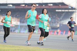 BIB: 5315, 51972, 5073
                            <button type="button" onclick="openModal(10574739)" class="btn btn-primary btn-sm float-right btn-popup" data-toggle="modal" data-target=".modal-high-quality">
                        <i class="fas fa-shopping-cart"></i> Add to Cart
                    </button>
                                            <button type="button" onclick="isThisMe(10574739, true)" class="btn btn-success btn-sm float-right btn-popup btn-isme hidden" data-toggle="tooltip" data-placement="bottom" title="นี่คือรูปของคุณใช่ไหม คลิกที่นี่เพื่อเอาเข้าอัลบั้ม">
                        <i class="fas fa-plus"></i> Add to album
                    </button>
                    <button type="button" onclick="isThisMe(10574739, false)" class="btn btn-warning btn-sm float-right btn-popup btn-isnotme hidden">
                        <i class="fas fa-ban"></i> Remove from album
                    </button>