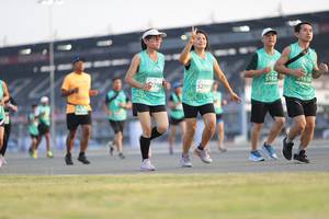 BIB: 1638, 5182, 52791, 2798
                            <button type="button" onclick="openModal(10573499)" class="btn btn-primary btn-sm float-right btn-popup" data-toggle="modal" data-target=".modal-high-quality">
                        <i class="fas fa-shopping-cart"></i> Add to Cart
                    </button>
                                            <button type="button" onclick="isThisMe(10573499, true)" class="btn btn-success btn-sm float-right btn-popup btn-isme hidden" data-toggle="tooltip" data-placement="bottom" title="นี่คือรูปของคุณใช่ไหม คลิกที่นี่เพื่อเอาเข้าอัลบั้ม">
                        <i class="fas fa-plus"></i> Add to album
                    </button>
                    <button type="button" onclick="isThisMe(10573499, false)" class="btn btn-warning btn-sm float-right btn-popup btn-isnotme hidden">
                        <i class="fas fa-ban"></i> Remove from album
                    </button>