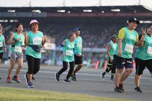 BIB: 532, 5328, 53151, 53122, 5235
                            <button type="button" onclick="openModal(10574446)" class="btn btn-primary btn-sm float-right btn-popup" data-toggle="modal" data-target=".modal-high-quality">
                        <i class="fas fa-shopping-cart"></i> Add to Cart
                    </button>
                                            <button type="button" onclick="isThisMe(10574446, true)" class="btn btn-success btn-sm float-right btn-popup btn-isme hidden" data-toggle="tooltip" data-placement="bottom" title="นี่คือรูปของคุณใช่ไหม คลิกที่นี่เพื่อเอาเข้าอัลบั้ม">
                        <i class="fas fa-plus"></i> Add to album
                    </button>
                    <button type="button" onclick="isThisMe(10574446, false)" class="btn btn-warning btn-sm float-right btn-popup btn-isnotme hidden">
                        <i class="fas fa-ban"></i> Remove from album
                    </button>