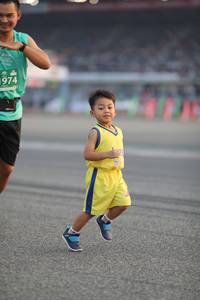 BIB: 1974
                            <button type="button" onclick="openModal(10575476)" class="btn btn-primary btn-sm float-right btn-popup" data-toggle="modal" data-target=".modal-high-quality">
                        <i class="fas fa-shopping-cart"></i> Add to Cart
                    </button>
                                            <button type="button" onclick="isThisMe(10575476, true)" class="btn btn-success btn-sm float-right btn-popup btn-isme hidden" data-toggle="tooltip" data-placement="bottom" title="นี่คือรูปของคุณใช่ไหม คลิกที่นี่เพื่อเอาเข้าอัลบั้ม">
                        <i class="fas fa-plus"></i> Add to album
                    </button>
                    <button type="button" onclick="isThisMe(10575476, false)" class="btn btn-warning btn-sm float-right btn-popup btn-isnotme hidden">
                        <i class="fas fa-ban"></i> Remove from album
                    </button>