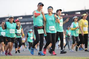 BIB: 52668, 1325, 53320, 1744, 5287, 
                            <button type="button" onclick="openModal(10574256)" class="btn btn-primary btn-sm float-right btn-popup" data-toggle="modal" data-target=".modal-high-quality">
                        <i class="fas fa-shopping-cart"></i> Add to Cart
                    </button>
                                            <button type="button" onclick="isThisMe(10574256, true)" class="btn btn-success btn-sm float-right btn-popup btn-isme hidden" data-toggle="tooltip" data-placement="bottom" title="นี่คือรูปของคุณใช่ไหม คลิกที่นี่เพื่อเอาเข้าอัลบั้ม">
                        <i class="fas fa-plus"></i> Add to album
                    </button>
                    <button type="button" onclick="isThisMe(10574256, false)" class="btn btn-warning btn-sm float-right btn-popup btn-isnotme hidden">
                        <i class="fas fa-ban"></i> Remove from album
                    </button>