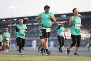 BIB: 1072, 50490, 52643, 
                            <button type="button" onclick="openModal(10574066)" class="btn btn-primary btn-sm float-right btn-popup" data-toggle="modal" data-target=".modal-high-quality">
                        <i class="fas fa-shopping-cart"></i> Add to Cart
                    </button>
                                            <button type="button" onclick="isThisMe(10574066, true)" class="btn btn-success btn-sm float-right btn-popup btn-isme hidden" data-toggle="tooltip" data-placement="bottom" title="นี่คือรูปของคุณใช่ไหม คลิกที่นี่เพื่อเอาเข้าอัลบั้ม">
                        <i class="fas fa-plus"></i> Add to album
                    </button>
                    <button type="button" onclick="isThisMe(10574066, false)" class="btn btn-warning btn-sm float-right btn-popup btn-isnotme hidden">
                        <i class="fas fa-ban"></i> Remove from album
                    </button>