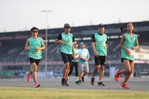 BIB: 5198, 5190, 401, 51609, 2277
                            <button type="button" onclick="openModal(10573071)" class="btn btn-primary btn-sm float-right btn-popup" data-toggle="modal" data-target=".modal-high-quality">
                        <i class="fas fa-shopping-cart"></i> Add to Cart
                    </button>
                                            <button type="button" onclick="isThisMe(10573071, true)" class="btn btn-success btn-sm float-right btn-popup btn-isme hidden" data-toggle="tooltip" data-placement="bottom" title="นี่คือรูปของคุณใช่ไหม คลิกที่นี่เพื่อเอาเข้าอัลบั้ม">
                        <i class="fas fa-plus"></i> Add to album
                    </button>
                    <button type="button" onclick="isThisMe(10573071, false)" class="btn btn-warning btn-sm float-right btn-popup btn-isnotme hidden">
                        <i class="fas fa-ban"></i> Remove from album
                    </button>