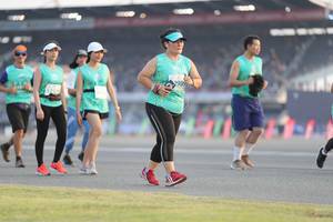 BIB: 2909
                            <button type="button" onclick="openModal(10574594)" class="btn btn-primary btn-sm float-right btn-popup" data-toggle="modal" data-target=".modal-high-quality">
                        <i class="fas fa-shopping-cart"></i> Add to Cart
                    </button>
                                            <button type="button" onclick="isThisMe(10574594, true)" class="btn btn-success btn-sm float-right btn-popup btn-isme hidden" data-toggle="tooltip" data-placement="bottom" title="นี่คือรูปของคุณใช่ไหม คลิกที่นี่เพื่อเอาเข้าอัลบั้ม">
                        <i class="fas fa-plus"></i> Add to album
                    </button>
                    <button type="button" onclick="isThisMe(10574594, false)" class="btn btn-warning btn-sm float-right btn-popup btn-isnotme hidden">
                        <i class="fas fa-ban"></i> Remove from album
                    </button>