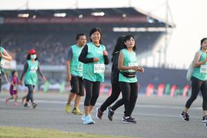 BIB: 505, 51156
                            <button type="button" onclick="openModal(10574907)" class="btn btn-primary btn-sm float-right btn-popup" data-toggle="modal" data-target=".modal-high-quality">
                        <i class="fas fa-shopping-cart"></i> Add to Cart
                    </button>
                                            <button type="button" onclick="isThisMe(10574907, true)" class="btn btn-success btn-sm float-right btn-popup btn-isme hidden" data-toggle="tooltip" data-placement="bottom" title="นี่คือรูปของคุณใช่ไหม คลิกที่นี่เพื่อเอาเข้าอัลบั้ม">
                        <i class="fas fa-plus"></i> Add to album
                    </button>
                    <button type="button" onclick="isThisMe(10574907, false)" class="btn btn-warning btn-sm float-right btn-popup btn-isnotme hidden">
                        <i class="fas fa-ban"></i> Remove from album
                    </button>