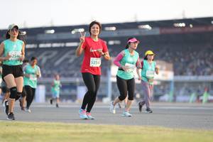 BIB: 62546, 52547
                            <button type="button" onclick="openModal(10573701)" class="btn btn-primary btn-sm float-right btn-popup" data-toggle="modal" data-target=".modal-high-quality">
                        <i class="fas fa-shopping-cart"></i> Add to Cart
                    </button>
                                            <button type="button" onclick="isThisMe(10573701, true)" class="btn btn-success btn-sm float-right btn-popup btn-isme hidden" data-toggle="tooltip" data-placement="bottom" title="นี่คือรูปของคุณใช่ไหม คลิกที่นี่เพื่อเอาเข้าอัลบั้ม">
                        <i class="fas fa-plus"></i> Add to album
                    </button>
                    <button type="button" onclick="isThisMe(10573701, false)" class="btn btn-warning btn-sm float-right btn-popup btn-isnotme hidden">
                        <i class="fas fa-ban"></i> Remove from album
                    </button>