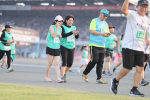 BIB: 5203, 51243
                            <button type="button" onclick="openModal(10574804)" class="btn btn-primary btn-sm float-right btn-popup" data-toggle="modal" data-target=".modal-high-quality">
                        <i class="fas fa-shopping-cart"></i> Add to Cart
                    </button>
                                            <button type="button" onclick="isThisMe(10574804, true)" class="btn btn-success btn-sm float-right btn-popup btn-isme hidden" data-toggle="tooltip" data-placement="bottom" title="นี่คือรูปของคุณใช่ไหม คลิกที่นี่เพื่อเอาเข้าอัลบั้ม">
                        <i class="fas fa-plus"></i> Add to album
                    </button>
                    <button type="button" onclick="isThisMe(10574804, false)" class="btn btn-warning btn-sm float-right btn-popup btn-isnotme hidden">
                        <i class="fas fa-ban"></i> Remove from album
                    </button>