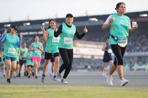 BIB: 50693, 5314, 52784
                            <button type="button" onclick="openModal(10573824)" class="btn btn-primary btn-sm float-right btn-popup" data-toggle="modal" data-target=".modal-high-quality">
                        <i class="fas fa-shopping-cart"></i> Add to Cart
                    </button>
                                            <button type="button" onclick="isThisMe(10573824, true)" class="btn btn-success btn-sm float-right btn-popup btn-isme hidden" data-toggle="tooltip" data-placement="bottom" title="นี่คือรูปของคุณใช่ไหม คลิกที่นี่เพื่อเอาเข้าอัลบั้ม">
                        <i class="fas fa-plus"></i> Add to album
                    </button>
                    <button type="button" onclick="isThisMe(10573824, false)" class="btn btn-warning btn-sm float-right btn-popup btn-isnotme hidden">
                        <i class="fas fa-ban"></i> Remove from album
                    </button>