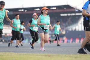 BIB: 1998, 5324, 5069
                            <button type="button" onclick="openModal(10574074)" class="btn btn-primary btn-sm float-right btn-popup" data-toggle="modal" data-target=".modal-high-quality">
                        <i class="fas fa-shopping-cart"></i> Add to Cart
                    </button>
                                            <button type="button" onclick="isThisMe(10574074, true)" class="btn btn-success btn-sm float-right btn-popup btn-isme hidden" data-toggle="tooltip" data-placement="bottom" title="นี่คือรูปของคุณใช่ไหม คลิกที่นี่เพื่อเอาเข้าอัลบั้ม">
                        <i class="fas fa-plus"></i> Add to album
                    </button>
                    <button type="button" onclick="isThisMe(10574074, false)" class="btn btn-warning btn-sm float-right btn-popup btn-isnotme hidden">
                        <i class="fas fa-ban"></i> Remove from album
                    </button>