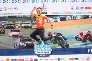 BIB: 42195
                            <button type="button" onclick="openModal(10567028)" class="btn btn-primary btn-sm float-right btn-popup" data-toggle="modal" data-target=".modal-high-quality">
                        <i class="fas fa-shopping-cart"></i> Add to Cart
                    </button>
                                            <button type="button" onclick="isThisMe(10567028, true)" class="btn btn-success btn-sm float-right btn-popup btn-isme hidden" data-toggle="tooltip" data-placement="bottom" title="นี่คือรูปของคุณใช่ไหม คลิกที่นี่เพื่อเอาเข้าอัลบั้ม">
                        <i class="fas fa-plus"></i> Add to album
                    </button>
                    <button type="button" onclick="isThisMe(10567028, false)" class="btn btn-warning btn-sm float-right btn-popup btn-isnotme hidden">
                        <i class="fas fa-ban"></i> Remove from album
                    </button>