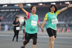 BIB: 53135, 52776
                            <button type="button" onclick="openModal(10575434)" class="btn btn-primary btn-sm float-right btn-popup" data-toggle="modal" data-target=".modal-high-quality">
                        <i class="fas fa-shopping-cart"></i> Add to Cart
                    </button>
                                            <button type="button" onclick="isThisMe(10575434, true)" class="btn btn-success btn-sm float-right btn-popup btn-isme hidden" data-toggle="tooltip" data-placement="bottom" title="นี่คือรูปของคุณใช่ไหม คลิกที่นี่เพื่อเอาเข้าอัลบั้ม">
                        <i class="fas fa-plus"></i> Add to album
                    </button>
                    <button type="button" onclick="isThisMe(10575434, false)" class="btn btn-warning btn-sm float-right btn-popup btn-isnotme hidden">
                        <i class="fas fa-ban"></i> Remove from album
                    </button>