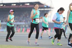 BIB: 51100, 524
                            <button type="button" onclick="openModal(10574509)" class="btn btn-primary btn-sm float-right btn-popup" data-toggle="modal" data-target=".modal-high-quality">
                        <i class="fas fa-shopping-cart"></i> Add to Cart
                    </button>
                                            <button type="button" onclick="isThisMe(10574509, true)" class="btn btn-success btn-sm float-right btn-popup btn-isme hidden" data-toggle="tooltip" data-placement="bottom" title="นี่คือรูปของคุณใช่ไหม คลิกที่นี่เพื่อเอาเข้าอัลบั้ม">
                        <i class="fas fa-plus"></i> Add to album
                    </button>
                    <button type="button" onclick="isThisMe(10574509, false)" class="btn btn-warning btn-sm float-right btn-popup btn-isnotme hidden">
                        <i class="fas fa-ban"></i> Remove from album
                    </button>