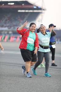 BIB: 52257, 53335
                            <button type="button" onclick="openModal(10575359)" class="btn btn-primary btn-sm float-right btn-popup" data-toggle="modal" data-target=".modal-high-quality">
                        <i class="fas fa-shopping-cart"></i> Add to Cart
                    </button>
                                            <button type="button" onclick="isThisMe(10575359, true)" class="btn btn-success btn-sm float-right btn-popup btn-isme hidden" data-toggle="tooltip" data-placement="bottom" title="นี่คือรูปของคุณใช่ไหม คลิกที่นี่เพื่อเอาเข้าอัลบั้ม">
                        <i class="fas fa-plus"></i> Add to album
                    </button>
                    <button type="button" onclick="isThisMe(10575359, false)" class="btn btn-warning btn-sm float-right btn-popup btn-isnotme hidden">
                        <i class="fas fa-ban"></i> Remove from album
                    </button>