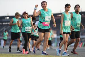 BIB: 51328, 52323, 5044, 52305
                            <button type="button" onclick="openModal(10574115)" class="btn btn-primary btn-sm float-right btn-popup" data-toggle="modal" data-target=".modal-high-quality">
                        <i class="fas fa-shopping-cart"></i> Add to Cart
                    </button>
                                            <button type="button" onclick="isThisMe(10574115, true)" class="btn btn-success btn-sm float-right btn-popup btn-isme hidden" data-toggle="tooltip" data-placement="bottom" title="นี่คือรูปของคุณใช่ไหม คลิกที่นี่เพื่อเอาเข้าอัลบั้ม">
                        <i class="fas fa-plus"></i> Add to album
                    </button>
                    <button type="button" onclick="isThisMe(10574115, false)" class="btn btn-warning btn-sm float-right btn-popup btn-isnotme hidden">
                        <i class="fas fa-ban"></i> Remove from album
                    </button>