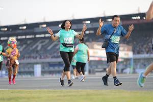 BIB: 5042, 52735
                            <button type="button" onclick="openModal(10574309)" class="btn btn-primary btn-sm float-right btn-popup" data-toggle="modal" data-target=".modal-high-quality">
                        <i class="fas fa-shopping-cart"></i> Add to Cart
                    </button>
                                            <button type="button" onclick="isThisMe(10574309, true)" class="btn btn-success btn-sm float-right btn-popup btn-isme hidden" data-toggle="tooltip" data-placement="bottom" title="นี่คือรูปของคุณใช่ไหม คลิกที่นี่เพื่อเอาเข้าอัลบั้ม">
                        <i class="fas fa-plus"></i> Add to album
                    </button>
                    <button type="button" onclick="isThisMe(10574309, false)" class="btn btn-warning btn-sm float-right btn-popup btn-isnotme hidden">
                        <i class="fas fa-ban"></i> Remove from album
                    </button>