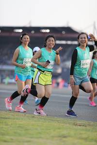 BIB: 50758, 768, 50763
                            <button type="button" onclick="openModal(10574943)" class="btn btn-primary btn-sm float-right btn-popup" data-toggle="modal" data-target=".modal-high-quality">
                        <i class="fas fa-shopping-cart"></i> Add to Cart
                    </button>
                                            <button type="button" onclick="isThisMe(10574943, true)" class="btn btn-success btn-sm float-right btn-popup btn-isme hidden" data-toggle="tooltip" data-placement="bottom" title="นี่คือรูปของคุณใช่ไหม คลิกที่นี่เพื่อเอาเข้าอัลบั้ม">
                        <i class="fas fa-plus"></i> Add to album
                    </button>
                    <button type="button" onclick="isThisMe(10574943, false)" class="btn btn-warning btn-sm float-right btn-popup btn-isnotme hidden">
                        <i class="fas fa-ban"></i> Remove from album
                    </button>