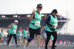 BIB: 52986
                            <button type="button" onclick="openModal(10574036)" class="btn btn-primary btn-sm float-right btn-popup" data-toggle="modal" data-target=".modal-high-quality">
                        <i class="fas fa-shopping-cart"></i> Add to Cart
                    </button>
                                            <button type="button" onclick="isThisMe(10574036, true)" class="btn btn-success btn-sm float-right btn-popup btn-isme hidden" data-toggle="tooltip" data-placement="bottom" title="นี่คือรูปของคุณใช่ไหม คลิกที่นี่เพื่อเอาเข้าอัลบั้ม">
                        <i class="fas fa-plus"></i> Add to album
                    </button>
                    <button type="button" onclick="isThisMe(10574036, false)" class="btn btn-warning btn-sm float-right btn-popup btn-isnotme hidden">
                        <i class="fas fa-ban"></i> Remove from album
                    </button>