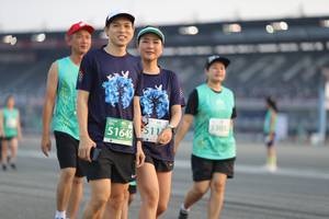 BIB: 5305, 51645
                            <button type="button" onclick="openModal(10575459)" class="btn btn-primary btn-sm float-right btn-popup" data-toggle="modal" data-target=".modal-high-quality">
                        <i class="fas fa-shopping-cart"></i> Add to Cart
                    </button>
                                            <button type="button" onclick="isThisMe(10575459, true)" class="btn btn-success btn-sm float-right btn-popup btn-isme hidden" data-toggle="tooltip" data-placement="bottom" title="นี่คือรูปของคุณใช่ไหม คลิกที่นี่เพื่อเอาเข้าอัลบั้ม">
                        <i class="fas fa-plus"></i> Add to album
                    </button>
                    <button type="button" onclick="isThisMe(10575459, false)" class="btn btn-warning btn-sm float-right btn-popup btn-isnotme hidden">
                        <i class="fas fa-ban"></i> Remove from album
                    </button>