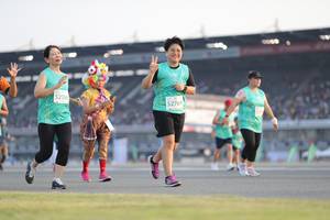 BIB: 5239, 52769
                            <button type="button" onclick="openModal(10574318)" class="btn btn-primary btn-sm float-right btn-popup" data-toggle="modal" data-target=".modal-high-quality">
                        <i class="fas fa-shopping-cart"></i> Add to Cart
                    </button>
                                            <button type="button" onclick="isThisMe(10574318, true)" class="btn btn-success btn-sm float-right btn-popup btn-isme hidden" data-toggle="tooltip" data-placement="bottom" title="นี่คือรูปของคุณใช่ไหม คลิกที่นี่เพื่อเอาเข้าอัลบั้ม">
                        <i class="fas fa-plus"></i> Add to album
                    </button>
                    <button type="button" onclick="isThisMe(10574318, false)" class="btn btn-warning btn-sm float-right btn-popup btn-isnotme hidden">
                        <i class="fas fa-ban"></i> Remove from album
                    </button>