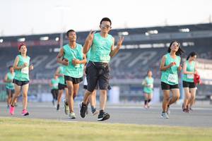 BIB: 5247, 307
                            <button type="button" onclick="openModal(10573668)" class="btn btn-primary btn-sm float-right btn-popup" data-toggle="modal" data-target=".modal-high-quality">
                        <i class="fas fa-shopping-cart"></i> Add to Cart
                    </button>
                                            <button type="button" onclick="isThisMe(10573668, true)" class="btn btn-success btn-sm float-right btn-popup btn-isme hidden" data-toggle="tooltip" data-placement="bottom" title="นี่คือรูปของคุณใช่ไหม คลิกที่นี่เพื่อเอาเข้าอัลบั้ม">
                        <i class="fas fa-plus"></i> Add to album
                    </button>
                    <button type="button" onclick="isThisMe(10573668, false)" class="btn btn-warning btn-sm float-right btn-popup btn-isnotme hidden">
                        <i class="fas fa-ban"></i> Remove from album
                    </button>