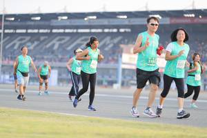 BIB: 531, 5197
                            <button type="button" onclick="openModal(10574737)" class="btn btn-primary btn-sm float-right btn-popup" data-toggle="modal" data-target=".modal-high-quality">
                        <i class="fas fa-shopping-cart"></i> Add to Cart
                    </button>
                                            <button type="button" onclick="isThisMe(10574737, true)" class="btn btn-success btn-sm float-right btn-popup btn-isme hidden" data-toggle="tooltip" data-placement="bottom" title="นี่คือรูปของคุณใช่ไหม คลิกที่นี่เพื่อเอาเข้าอัลบั้ม">
                        <i class="fas fa-plus"></i> Add to album
                    </button>
                    <button type="button" onclick="isThisMe(10574737, false)" class="btn btn-warning btn-sm float-right btn-popup btn-isnotme hidden">
                        <i class="fas fa-ban"></i> Remove from album
                    </button>