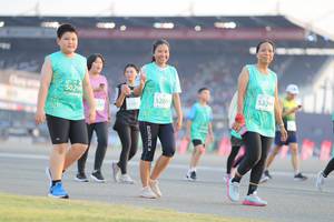 BIB: 5320, 50298, 52693, 101
                            <button type="button" onclick="openModal(10574776)" class="btn btn-primary btn-sm float-right btn-popup" data-toggle="modal" data-target=".modal-high-quality">
                        <i class="fas fa-shopping-cart"></i> Add to Cart
                    </button>
                                            <button type="button" onclick="isThisMe(10574776, true)" class="btn btn-success btn-sm float-right btn-popup btn-isme hidden" data-toggle="tooltip" data-placement="bottom" title="นี่คือรูปของคุณใช่ไหม คลิกที่นี่เพื่อเอาเข้าอัลบั้ม">
                        <i class="fas fa-plus"></i> Add to album
                    </button>
                    <button type="button" onclick="isThisMe(10574776, false)" class="btn btn-warning btn-sm float-right btn-popup btn-isnotme hidden">
                        <i class="fas fa-ban"></i> Remove from album
                    </button>