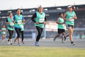 BIB: 50710, 50942, 52368, 5245
                            <button type="button" onclick="openModal(10573527)" class="btn btn-primary btn-sm float-right btn-popup" data-toggle="modal" data-target=".modal-high-quality">
                        <i class="fas fa-shopping-cart"></i> Add to Cart
                    </button>
                                            <button type="button" onclick="isThisMe(10573527, true)" class="btn btn-success btn-sm float-right btn-popup btn-isme hidden" data-toggle="tooltip" data-placement="bottom" title="นี่คือรูปของคุณใช่ไหม คลิกที่นี่เพื่อเอาเข้าอัลบั้ม">
                        <i class="fas fa-plus"></i> Add to album
                    </button>
                    <button type="button" onclick="isThisMe(10573527, false)" class="btn btn-warning btn-sm float-right btn-popup btn-isnotme hidden">
                        <i class="fas fa-ban"></i> Remove from album
                    </button>