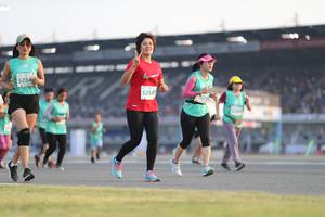 BIB: 5254, 52547
                            <button type="button" onclick="openModal(10573700)" class="btn btn-primary btn-sm float-right btn-popup" data-toggle="modal" data-target=".modal-high-quality">
                        <i class="fas fa-shopping-cart"></i> Add to Cart
                    </button>
                                            <button type="button" onclick="isThisMe(10573700, true)" class="btn btn-success btn-sm float-right btn-popup btn-isme hidden" data-toggle="tooltip" data-placement="bottom" title="นี่คือรูปของคุณใช่ไหม คลิกที่นี่เพื่อเอาเข้าอัลบั้ม">
                        <i class="fas fa-plus"></i> Add to album
                    </button>
                    <button type="button" onclick="isThisMe(10573700, false)" class="btn btn-warning btn-sm float-right btn-popup btn-isnotme hidden">
                        <i class="fas fa-ban"></i> Remove from album
                    </button>