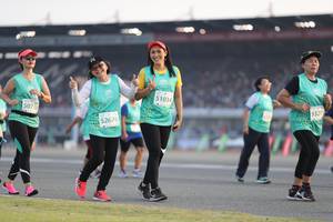 BIB: 51034, 50738, 53211, 52676
                            <button type="button" onclick="openModal(10574874)" class="btn btn-primary btn-sm float-right btn-popup" data-toggle="modal" data-target=".modal-high-quality">
                        <i class="fas fa-shopping-cart"></i> Add to Cart
                    </button>
                                            <button type="button" onclick="isThisMe(10574874, true)" class="btn btn-success btn-sm float-right btn-popup btn-isme hidden" data-toggle="tooltip" data-placement="bottom" title="นี่คือรูปของคุณใช่ไหม คลิกที่นี่เพื่อเอาเข้าอัลบั้ม">
                        <i class="fas fa-plus"></i> Add to album
                    </button>
                    <button type="button" onclick="isThisMe(10574874, false)" class="btn btn-warning btn-sm float-right btn-popup btn-isnotme hidden">
                        <i class="fas fa-ban"></i> Remove from album
                    </button>