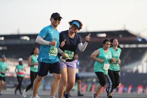 BIB: 50075, 409
                            <button type="button" onclick="openModal(10574089)" class="btn btn-primary btn-sm float-right btn-popup" data-toggle="modal" data-target=".modal-high-quality">
                        <i class="fas fa-shopping-cart"></i> Add to Cart
                    </button>
                                            <button type="button" onclick="isThisMe(10574089, true)" class="btn btn-success btn-sm float-right btn-popup btn-isme hidden" data-toggle="tooltip" data-placement="bottom" title="นี่คือรูปของคุณใช่ไหม คลิกที่นี่เพื่อเอาเข้าอัลบั้ม">
                        <i class="fas fa-plus"></i> Add to album
                    </button>
                    <button type="button" onclick="isThisMe(10574089, false)" class="btn btn-warning btn-sm float-right btn-popup btn-isnotme hidden">
                        <i class="fas fa-ban"></i> Remove from album
                    </button>