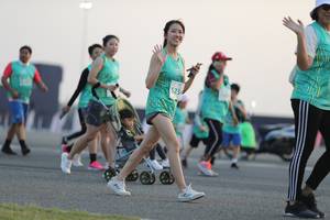 BIB: 5234
                            <button type="button" onclick="openModal(10575180)" class="btn btn-primary btn-sm float-right btn-popup" data-toggle="modal" data-target=".modal-high-quality">
                        <i class="fas fa-shopping-cart"></i> Add to Cart
                    </button>
                                            <button type="button" onclick="isThisMe(10575180, true)" class="btn btn-success btn-sm float-right btn-popup btn-isme hidden" data-toggle="tooltip" data-placement="bottom" title="นี่คือรูปของคุณใช่ไหม คลิกที่นี่เพื่อเอาเข้าอัลบั้ม">
                        <i class="fas fa-plus"></i> Add to album
                    </button>
                    <button type="button" onclick="isThisMe(10575180, false)" class="btn btn-warning btn-sm float-right btn-popup btn-isnotme hidden">
                        <i class="fas fa-ban"></i> Remove from album
                    </button>