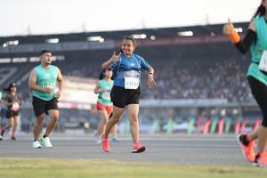 BIB: 53154, 51968
                            <button type="button" onclick="openModal(10574050)" class="btn btn-primary btn-sm float-right btn-popup" data-toggle="modal" data-target=".modal-high-quality">
                        <i class="fas fa-shopping-cart"></i> Add to Cart
                    </button>
                                            <button type="button" onclick="isThisMe(10574050, true)" class="btn btn-success btn-sm float-right btn-popup btn-isme hidden" data-toggle="tooltip" data-placement="bottom" title="นี่คือรูปของคุณใช่ไหม คลิกที่นี่เพื่อเอาเข้าอัลบั้ม">
                        <i class="fas fa-plus"></i> Add to album
                    </button>
                    <button type="button" onclick="isThisMe(10574050, false)" class="btn btn-warning btn-sm float-right btn-popup btn-isnotme hidden">
                        <i class="fas fa-ban"></i> Remove from album
                    </button>