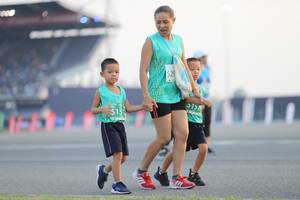 BIB: 529, 515
                            <button type="button" onclick="openModal(10575218)" class="btn btn-primary btn-sm float-right btn-popup" data-toggle="modal" data-target=".modal-high-quality">
                        <i class="fas fa-shopping-cart"></i> Add to Cart
                    </button>
                                            <button type="button" onclick="isThisMe(10575218, true)" class="btn btn-success btn-sm float-right btn-popup btn-isme hidden" data-toggle="tooltip" data-placement="bottom" title="นี่คือรูปของคุณใช่ไหม คลิกที่นี่เพื่อเอาเข้าอัลบั้ม">
                        <i class="fas fa-plus"></i> Add to album
                    </button>
                    <button type="button" onclick="isThisMe(10575218, false)" class="btn btn-warning btn-sm float-right btn-popup btn-isnotme hidden">
                        <i class="fas fa-ban"></i> Remove from album
                    </button>