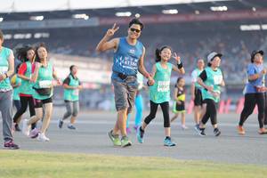 BIB: 41386, 5050
                            <button type="button" onclick="openModal(10574557)" class="btn btn-primary btn-sm float-right btn-popup" data-toggle="modal" data-target=".modal-high-quality">
                        <i class="fas fa-shopping-cart"></i> Add to Cart
                    </button>
                                            <button type="button" onclick="isThisMe(10574557, true)" class="btn btn-success btn-sm float-right btn-popup btn-isme hidden" data-toggle="tooltip" data-placement="bottom" title="นี่คือรูปของคุณใช่ไหม คลิกที่นี่เพื่อเอาเข้าอัลบั้ม">
                        <i class="fas fa-plus"></i> Add to album
                    </button>
                    <button type="button" onclick="isThisMe(10574557, false)" class="btn btn-warning btn-sm float-right btn-popup btn-isnotme hidden">
                        <i class="fas fa-ban"></i> Remove from album
                    </button>