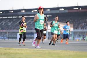 BIB: 152815
                            <button type="button" onclick="openModal(10573690)" class="btn btn-primary btn-sm float-right btn-popup" data-toggle="modal" data-target=".modal-high-quality">
                        <i class="fas fa-shopping-cart"></i> Add to Cart
                    </button>
                                            <button type="button" onclick="isThisMe(10573690, true)" class="btn btn-success btn-sm float-right btn-popup btn-isme hidden" data-toggle="tooltip" data-placement="bottom" title="นี่คือรูปของคุณใช่ไหม คลิกที่นี่เพื่อเอาเข้าอัลบั้ม">
                        <i class="fas fa-plus"></i> Add to album
                    </button>
                    <button type="button" onclick="isThisMe(10573690, false)" class="btn btn-warning btn-sm float-right btn-popup btn-isnotme hidden">
                        <i class="fas fa-ban"></i> Remove from album
                    </button>