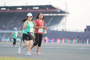 BIB: 5242
                            <button type="button" onclick="openModal(10575165)" class="btn btn-primary btn-sm float-right btn-popup" data-toggle="modal" data-target=".modal-high-quality">
                        <i class="fas fa-shopping-cart"></i> Add to Cart
                    </button>
                                            <button type="button" onclick="isThisMe(10575165, true)" class="btn btn-success btn-sm float-right btn-popup btn-isme hidden" data-toggle="tooltip" data-placement="bottom" title="นี่คือรูปของคุณใช่ไหม คลิกที่นี่เพื่อเอาเข้าอัลบั้ม">
                        <i class="fas fa-plus"></i> Add to album
                    </button>
                    <button type="button" onclick="isThisMe(10575165, false)" class="btn btn-warning btn-sm float-right btn-popup btn-isnotme hidden">
                        <i class="fas fa-ban"></i> Remove from album
                    </button>