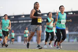 BIB: 534, 52368, 524
                            <button type="button" onclick="openModal(10573532)" class="btn btn-primary btn-sm float-right btn-popup" data-toggle="modal" data-target=".modal-high-quality">
                        <i class="fas fa-shopping-cart"></i> Add to Cart
                    </button>
                                            <button type="button" onclick="isThisMe(10573532, true)" class="btn btn-success btn-sm float-right btn-popup btn-isme hidden" data-toggle="tooltip" data-placement="bottom" title="นี่คือรูปของคุณใช่ไหม คลิกที่นี่เพื่อเอาเข้าอัลบั้ม">
                        <i class="fas fa-plus"></i> Add to album
                    </button>
                    <button type="button" onclick="isThisMe(10573532, false)" class="btn btn-warning btn-sm float-right btn-popup btn-isnotme hidden">
                        <i class="fas fa-ban"></i> Remove from album
                    </button>