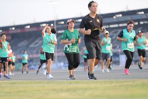 BIB: 53064, 197
                            <button type="button" onclick="openModal(10573760)" class="btn btn-primary btn-sm float-right btn-popup" data-toggle="modal" data-target=".modal-high-quality">
                        <i class="fas fa-shopping-cart"></i> Add to Cart
                    </button>
                                            <button type="button" onclick="isThisMe(10573760, true)" class="btn btn-success btn-sm float-right btn-popup btn-isme hidden" data-toggle="tooltip" data-placement="bottom" title="นี่คือรูปของคุณใช่ไหม คลิกที่นี่เพื่อเอาเข้าอัลบั้ม">
                        <i class="fas fa-plus"></i> Add to album
                    </button>
                    <button type="button" onclick="isThisMe(10573760, false)" class="btn btn-warning btn-sm float-right btn-popup btn-isnotme hidden">
                        <i class="fas fa-ban"></i> Remove from album
                    </button>