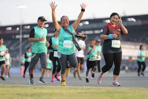 BIB: 51124, 53272
                            <button type="button" onclick="openModal(10573911)" class="btn btn-primary btn-sm float-right btn-popup" data-toggle="modal" data-target=".modal-high-quality">
                        <i class="fas fa-shopping-cart"></i> Add to Cart
                    </button>
                                            <button type="button" onclick="isThisMe(10573911, true)" class="btn btn-success btn-sm float-right btn-popup btn-isme hidden" data-toggle="tooltip" data-placement="bottom" title="นี่คือรูปของคุณใช่ไหม คลิกที่นี่เพื่อเอาเข้าอัลบั้ม">
                        <i class="fas fa-plus"></i> Add to album
                    </button>
                    <button type="button" onclick="isThisMe(10573911, false)" class="btn btn-warning btn-sm float-right btn-popup btn-isnotme hidden">
                        <i class="fas fa-ban"></i> Remove from album
                    </button>