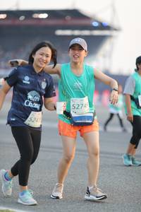 BIB: 5274, 524
                            <button type="button" onclick="openModal(10575243)" class="btn btn-primary btn-sm float-right btn-popup" data-toggle="modal" data-target=".modal-high-quality">
                        <i class="fas fa-shopping-cart"></i> Add to Cart
                    </button>
                                            <button type="button" onclick="isThisMe(10575243, true)" class="btn btn-success btn-sm float-right btn-popup btn-isme hidden" data-toggle="tooltip" data-placement="bottom" title="นี่คือรูปของคุณใช่ไหม คลิกที่นี่เพื่อเอาเข้าอัลบั้ม">
                        <i class="fas fa-plus"></i> Add to album
                    </button>
                    <button type="button" onclick="isThisMe(10575243, false)" class="btn btn-warning btn-sm float-right btn-popup btn-isnotme hidden">
                        <i class="fas fa-ban"></i> Remove from album
                    </button>